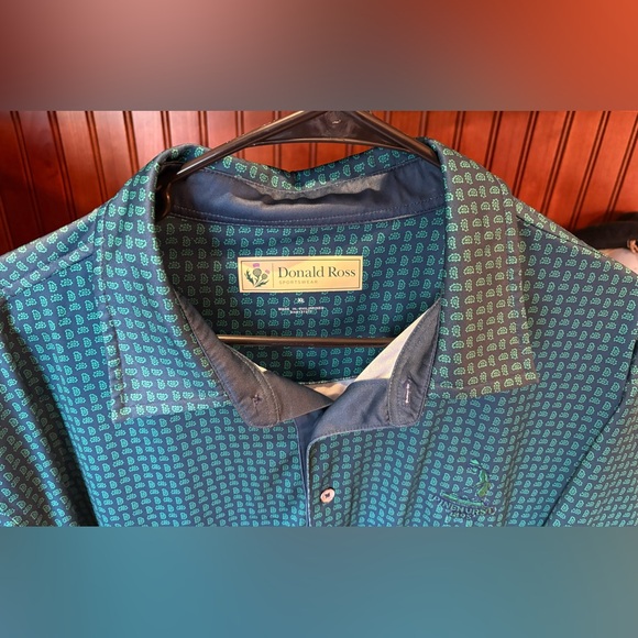 Pinehurst Country club men’s golf polo. Sharp teal‎ & blue print with logo. XL - Picture 4 of 6